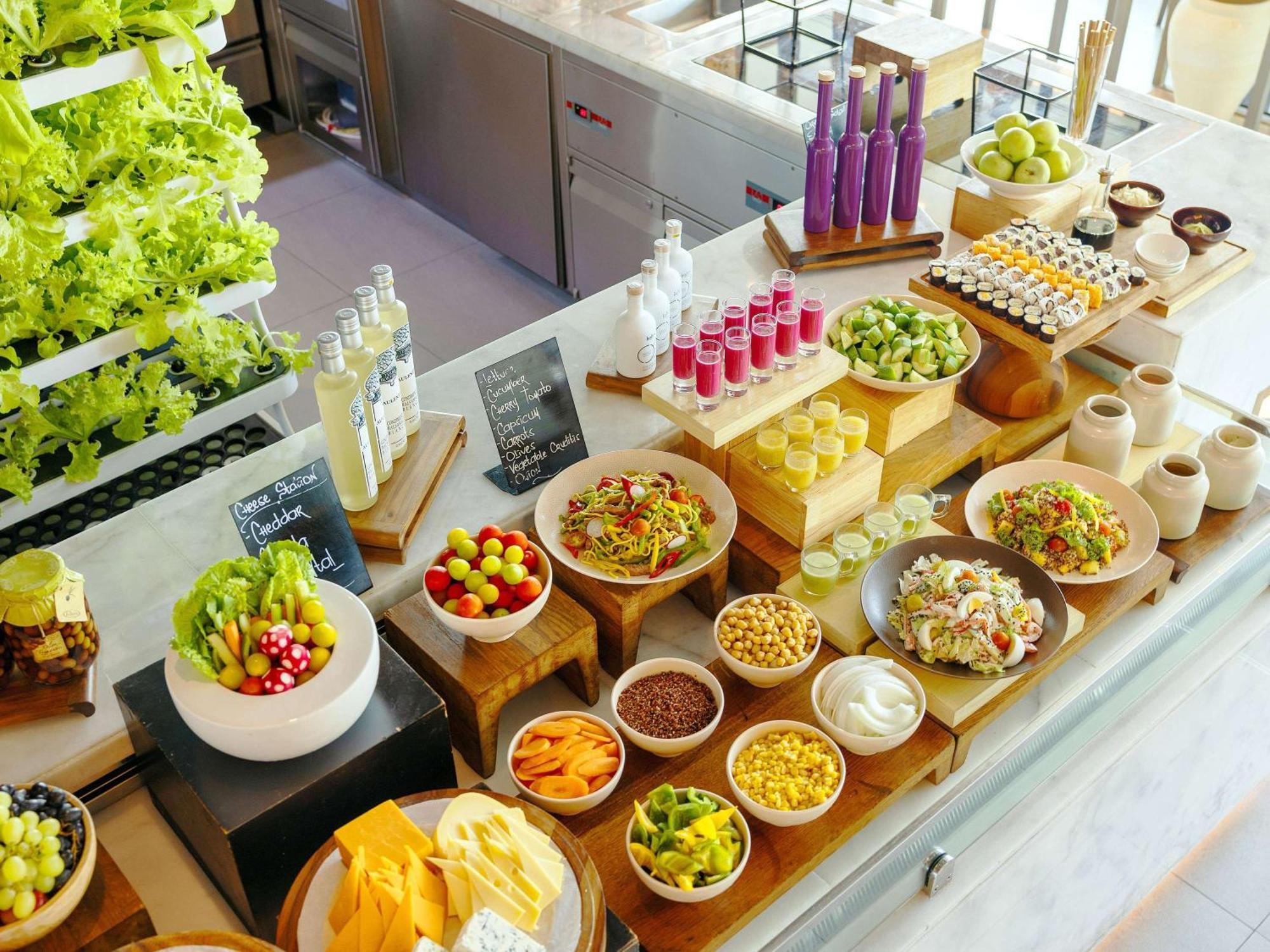 Novotel Muscat Airport Экстерьер фото